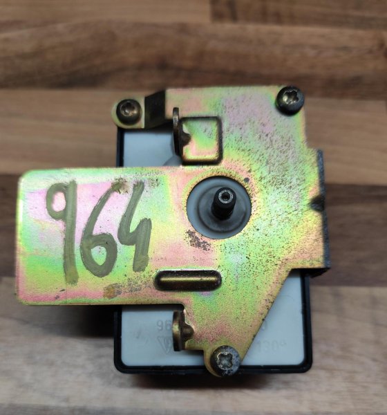 Foto van Actuator klimaatregeling Porsche 964 herstelling 993 | Autokerkhof.be